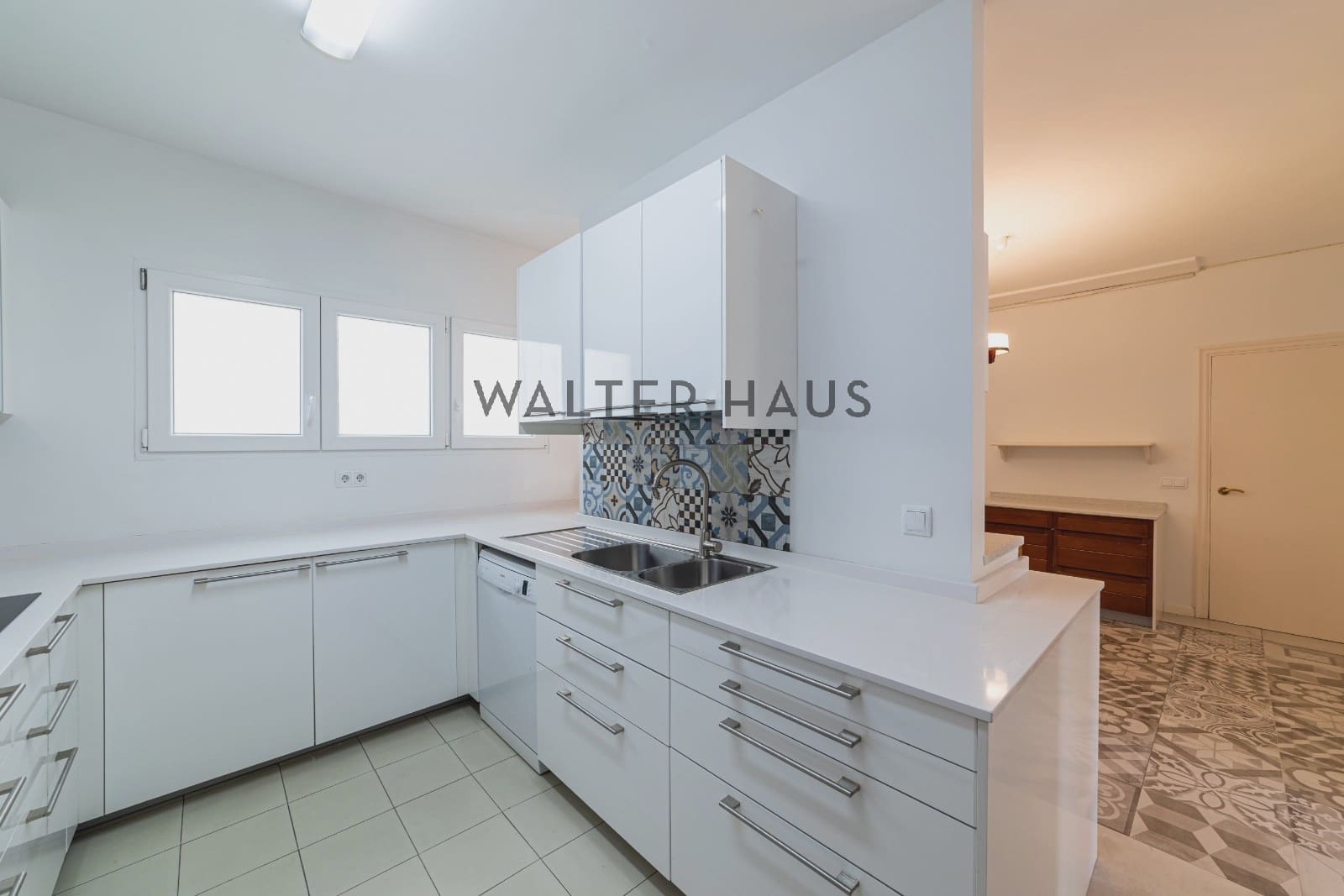 3 sovrum Lägenhet att hyra i Madrid stad - 5 500 € (Ref: 10101233)