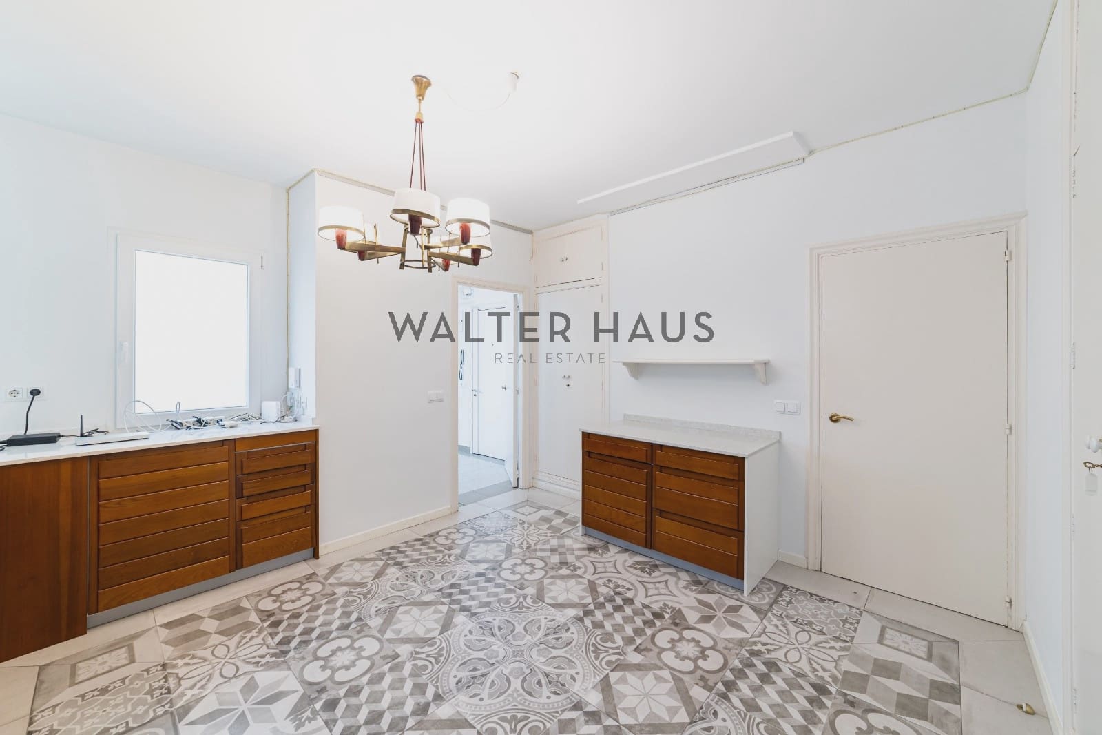 3 sovrum Lägenhet att hyra i Madrid stad - 5 500 € (Ref: 10101233)