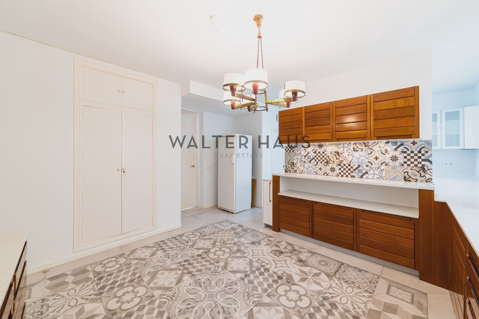 3 sovrum Lägenhet att hyra i Madrid stad - 5 500 € (Ref: 10101233)