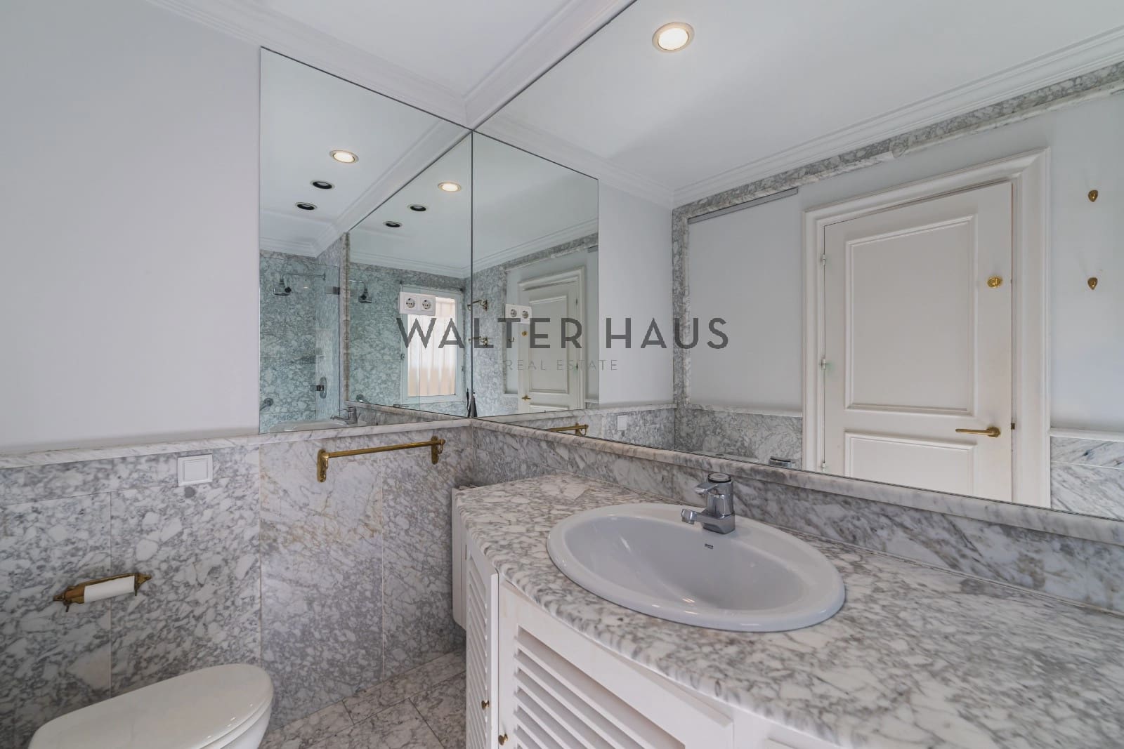 3 sovrum Lägenhet att hyra i Madrid stad - 5 500 € (Ref: 10101233)