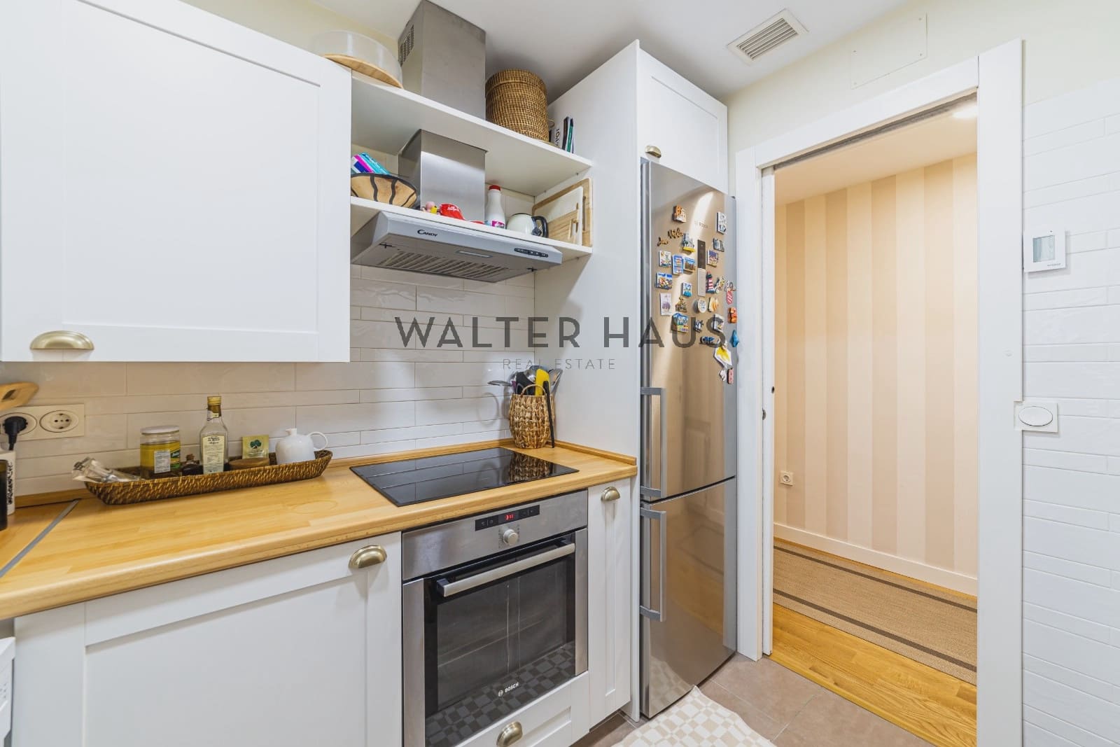 2 bedroom Flat for sale in Madrid city - € 980,000 (Ref: 10101234)