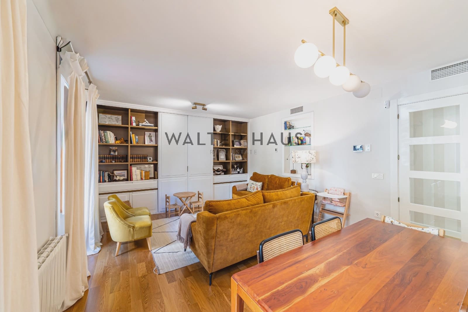 2 bedroom Flat for sale in Madrid city - € 980,000 (Ref: 10101234)