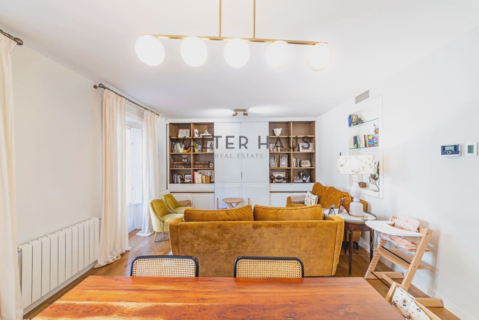 2 bedroom Flat for sale in Madrid city - € 980,000 (Ref: 10101234)