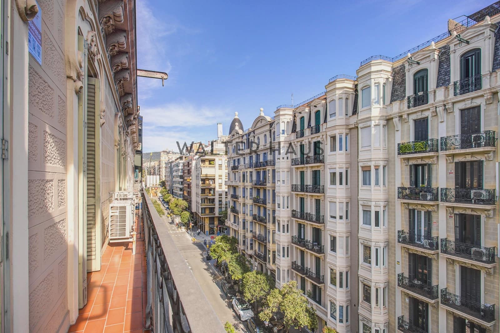 3 bedroom Flat for sale in Barcelona city - € 830,000 (Ref: 10113325)