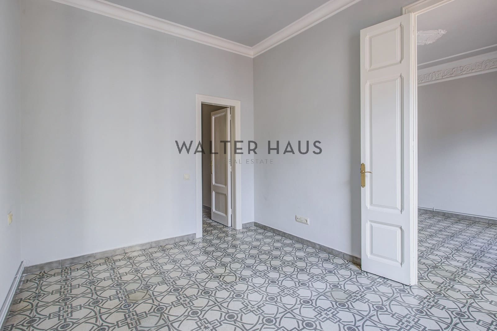 3 bedroom Flat for sale in Barcelona city - € 830,000 (Ref: 10113325)