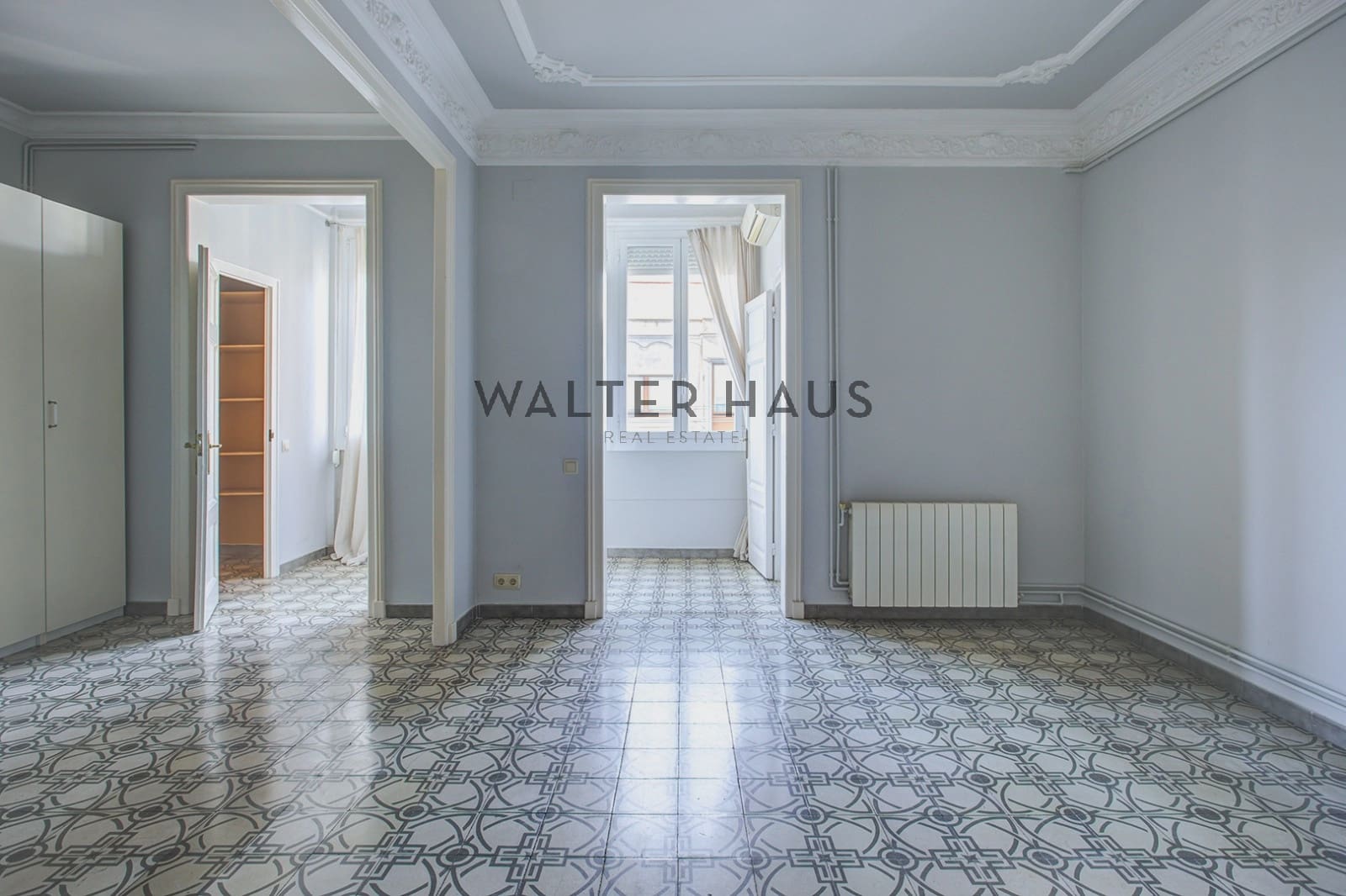 3 bedroom Flat for sale in Barcelona city - € 830,000 (Ref: 10113325)