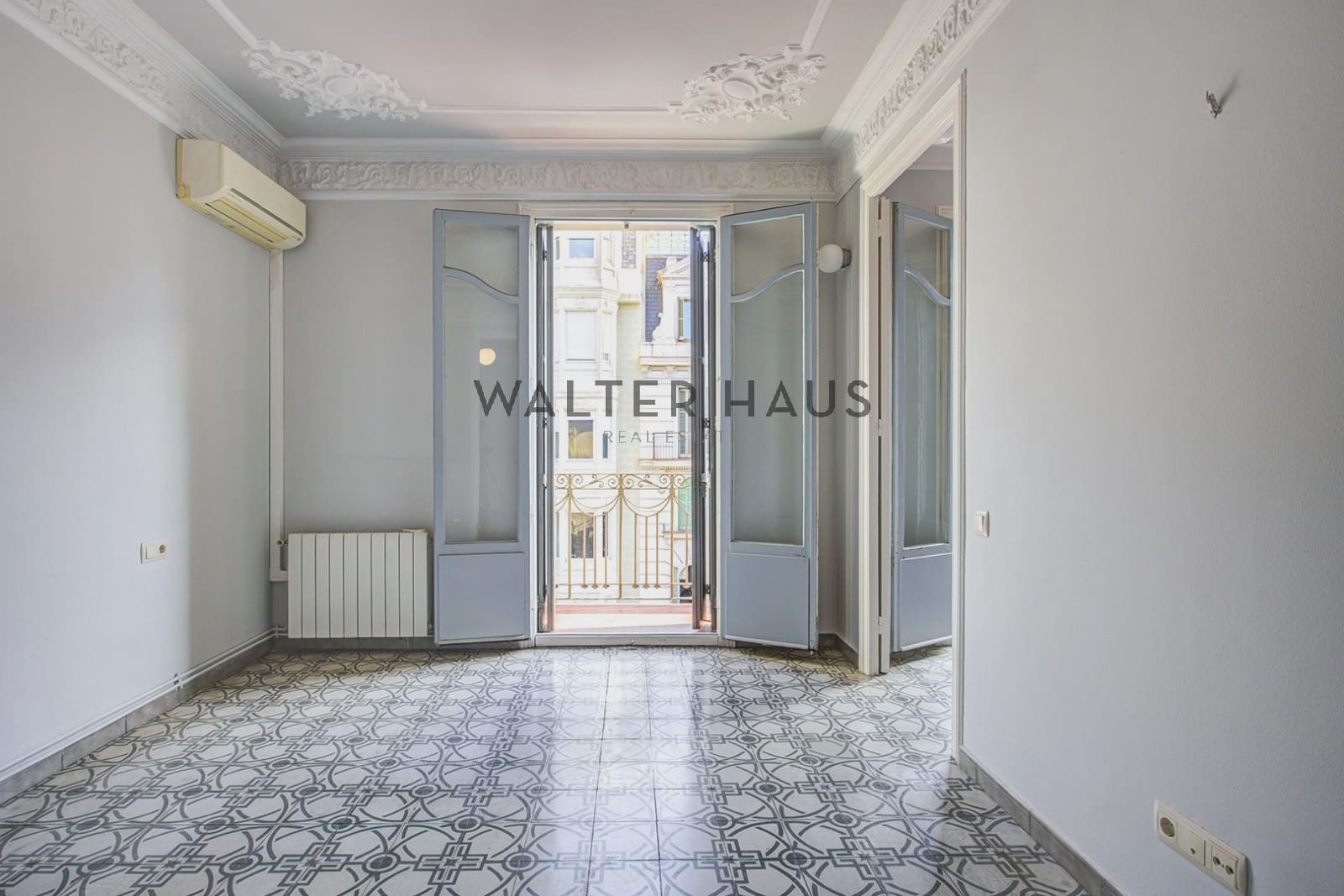 3 bedroom Flat for sale in Barcelona city - € 830,000 (Ref: 10113325)