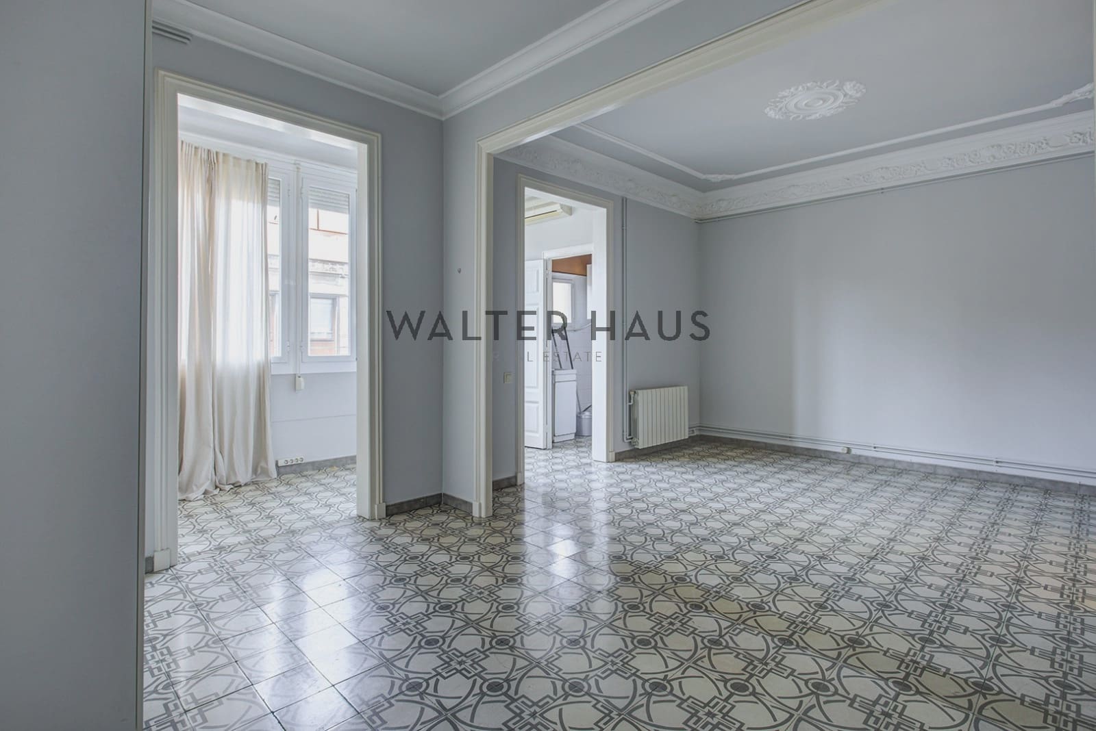 3 bedroom Flat for sale in Barcelona city - € 830,000 (Ref: 10113325)