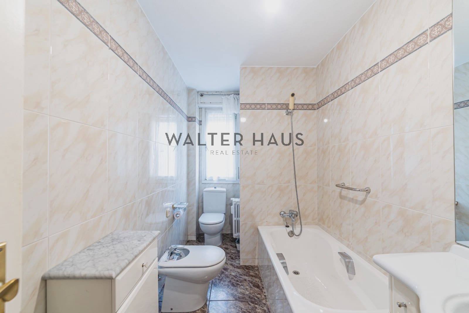 Piso de 4 habitaciones en Madrid ciudad en venta - 1.995.000 € (Ref: 10118137)