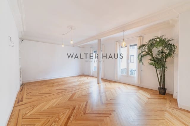 3 bedroom Flat for rent in Almagro, Madrid city - € 4,500 (Ref: 10118440)