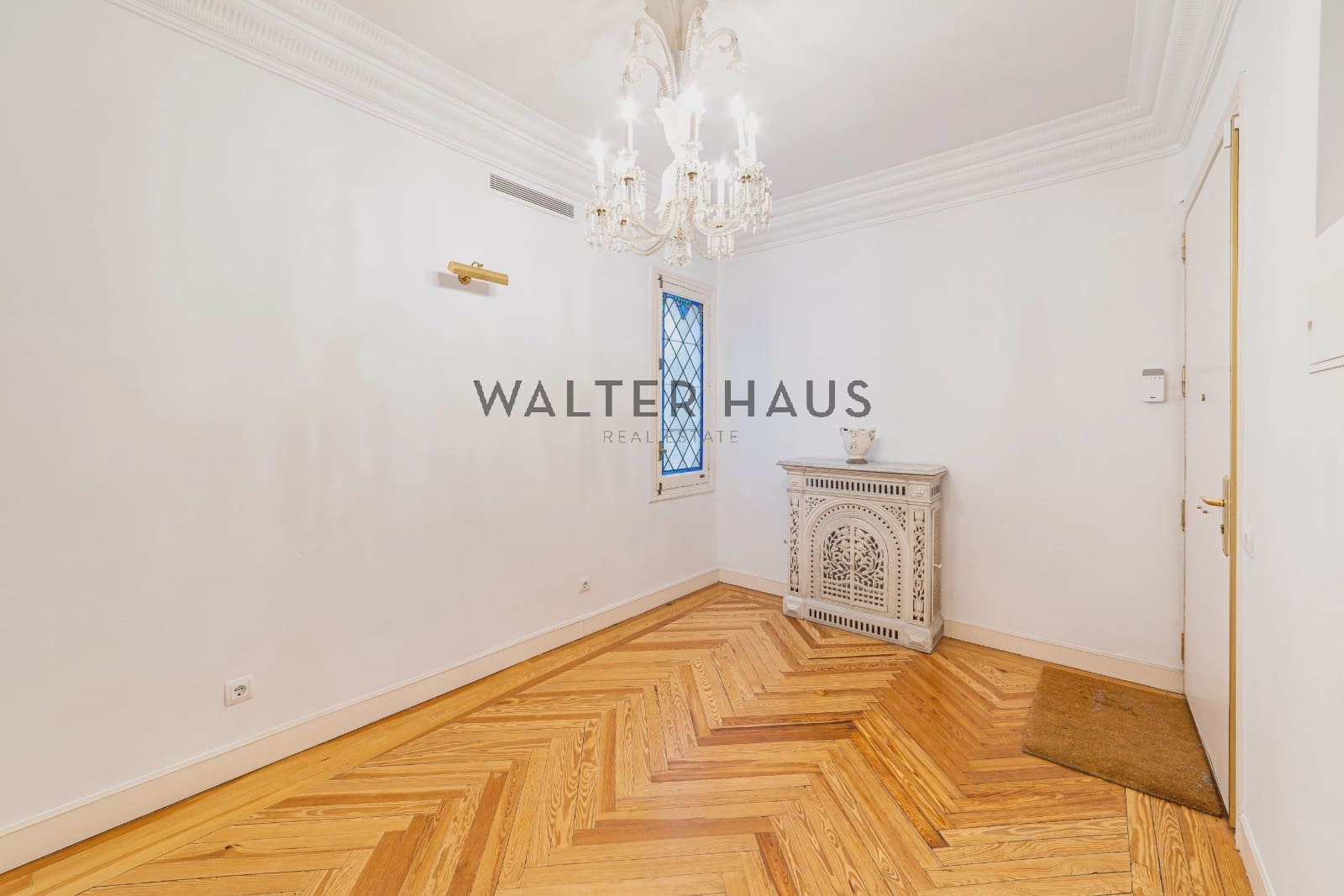 3 bedroom Flat for rent in Madrid city - € 4,500 (Ref: 10118440)