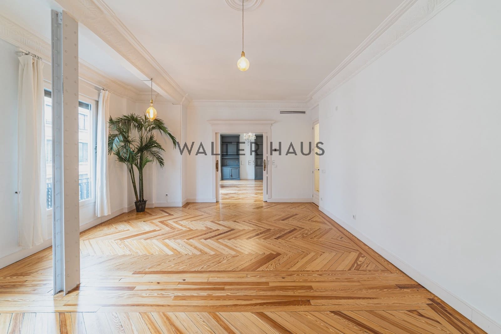 3 bedroom Flat for rent in Madrid city - € 4,500 (Ref: 10118440)