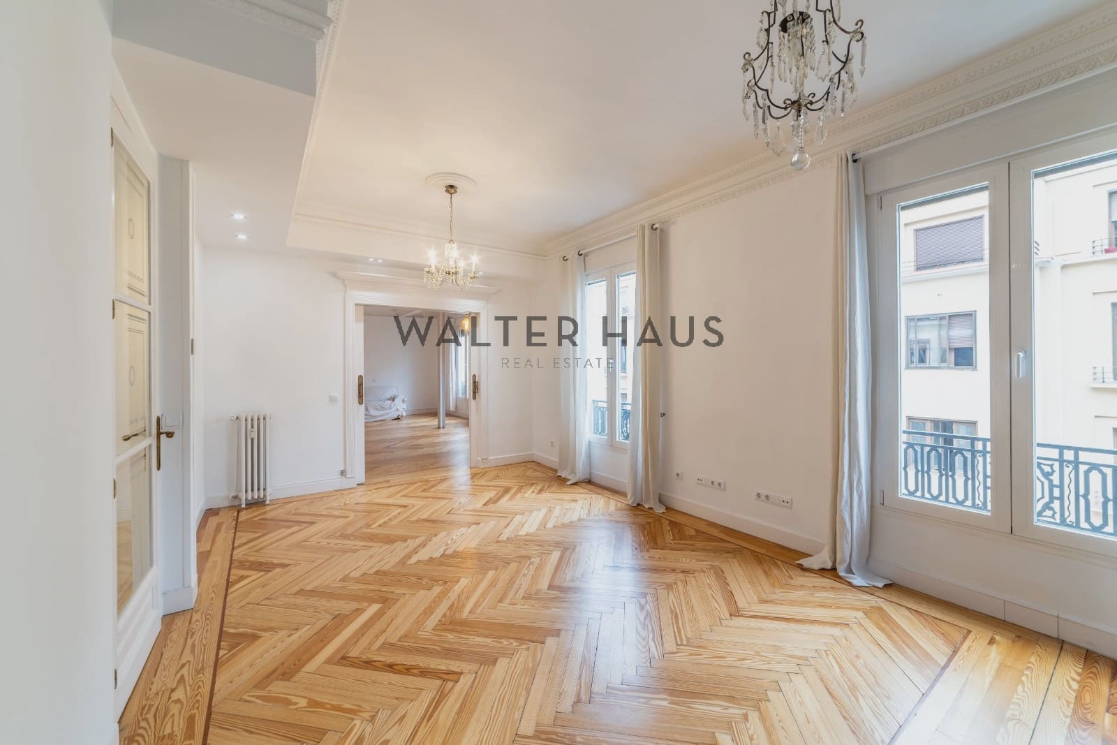 3 bedroom Flat for rent in Madrid city - € 4,500 (Ref: 10118440)