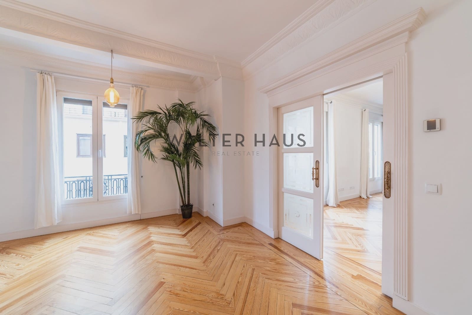 3 bedroom Flat for rent in Madrid city - € 4,500 (Ref: 10118440)