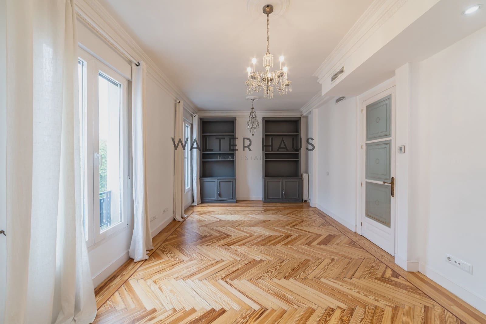 3 bedroom Flat for rent in Madrid city - € 4,500 (Ref: 10118440)