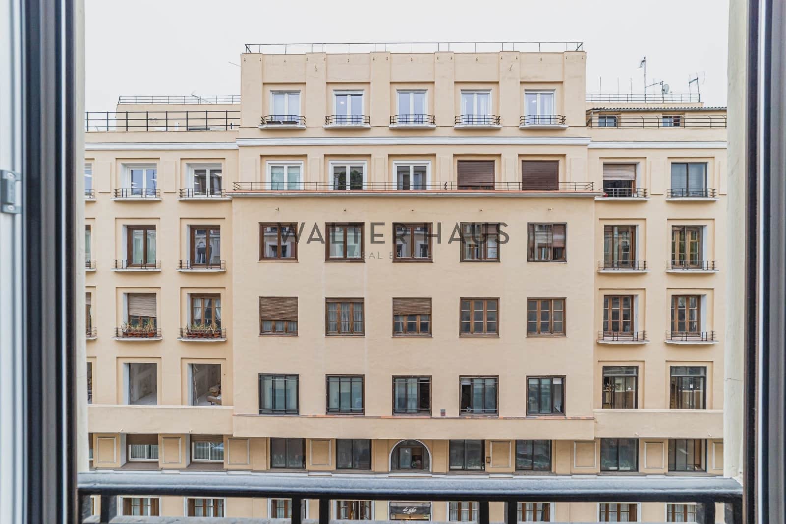 3 bedroom Flat for rent in Madrid city - € 4,500 (Ref: 10118440)