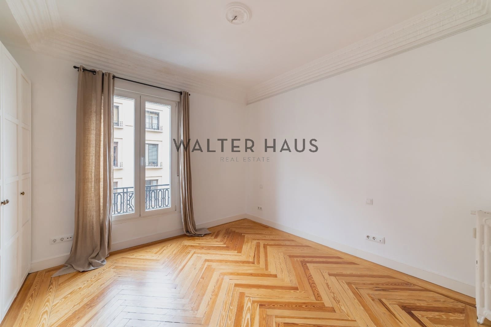 3 bedroom Flat for rent in Madrid city - € 4,500 (Ref: 10118440)