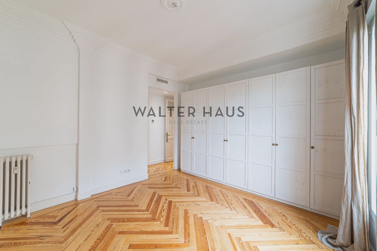 3 bedroom Flat for rent in Madrid city - € 4,500 (Ref: 10118440)