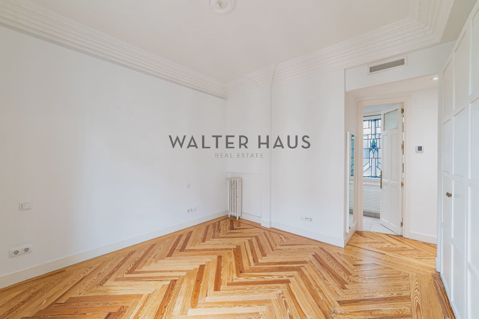 3 bedroom Flat for rent in Madrid city - € 4,500 (Ref: 10118440)