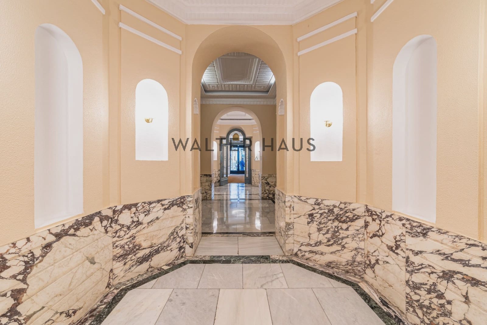 3 bedroom Flat for rent in Madrid city - € 4,500 (Ref: 10118440)