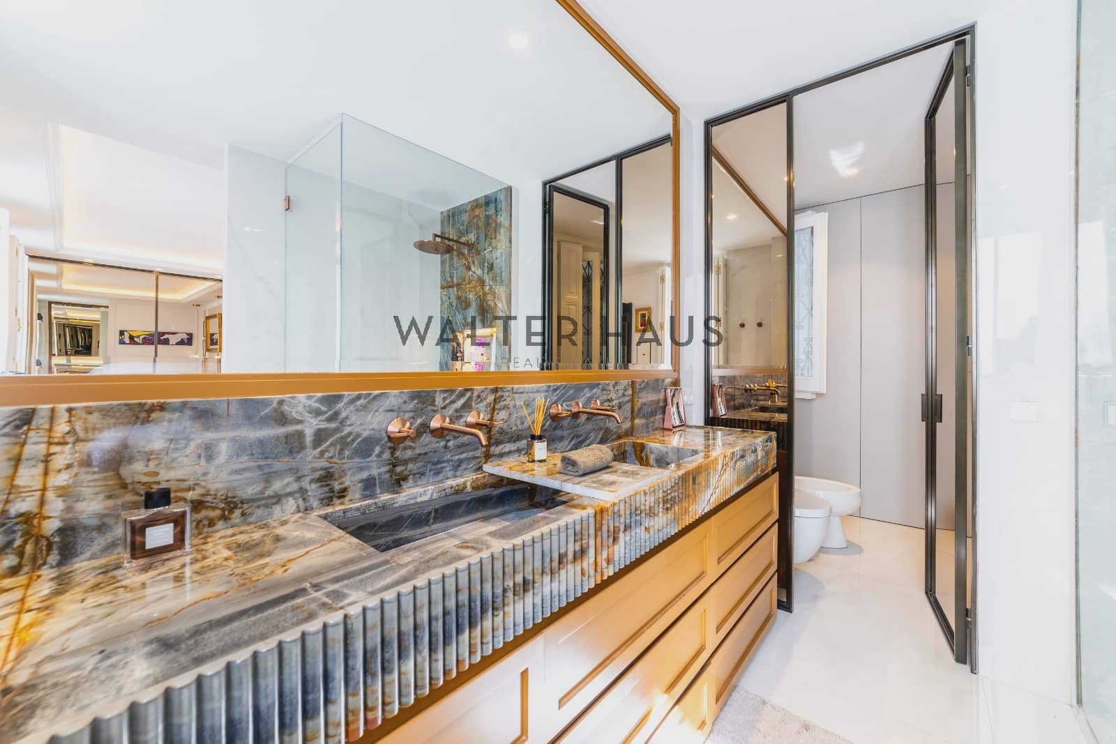 Apartamento de 3 habitaciones en Madrid ciudad en venta - 3.450.000 € (Ref: 10125033)