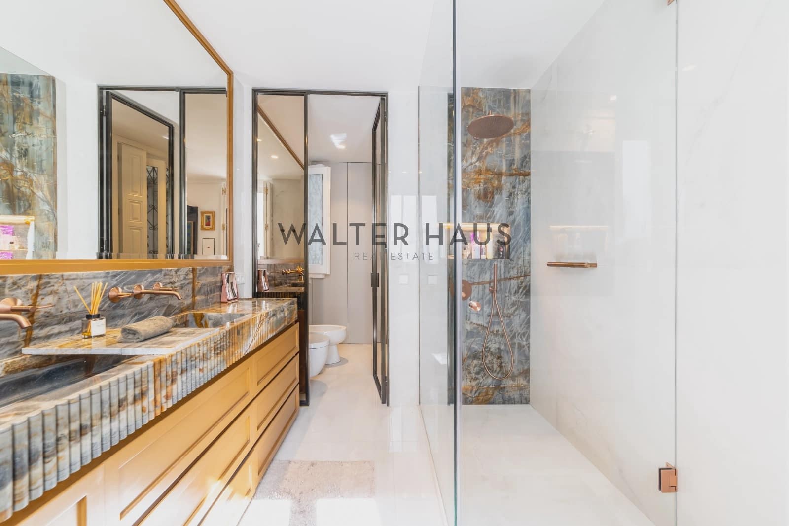 Apartamento de 3 habitaciones en Madrid ciudad en venta - 3.450.000 € (Ref: 10125033)