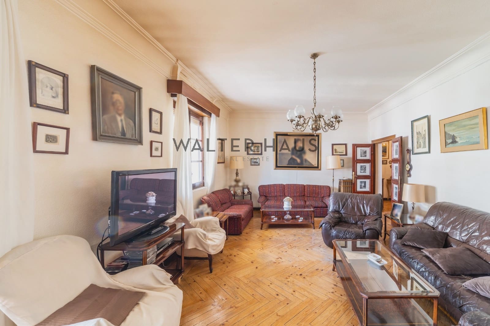 3 bedroom Flat for sale in Madrid city - € 2,300,000 (Ref: 10127318)