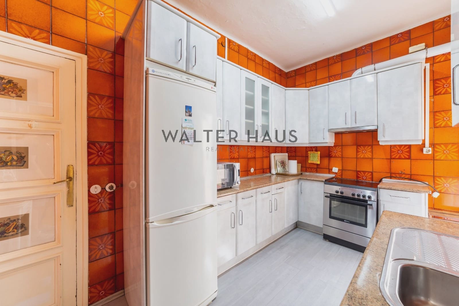 3 bedroom Flat for sale in Madrid city - € 2,300,000 (Ref: 10127318)
