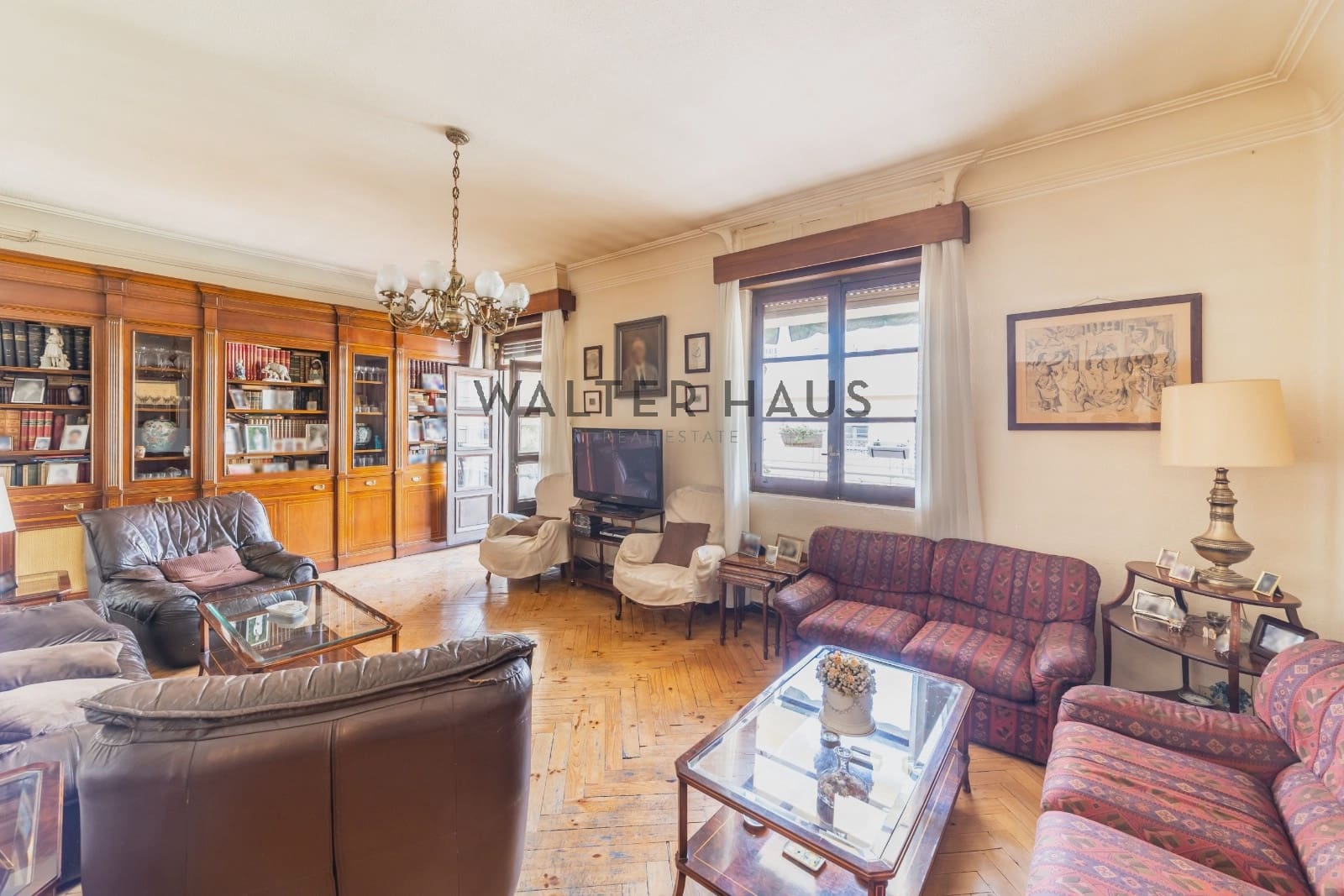 3 bedroom Flat for sale in Madrid city - € 2,300,000 (Ref: 10127318)