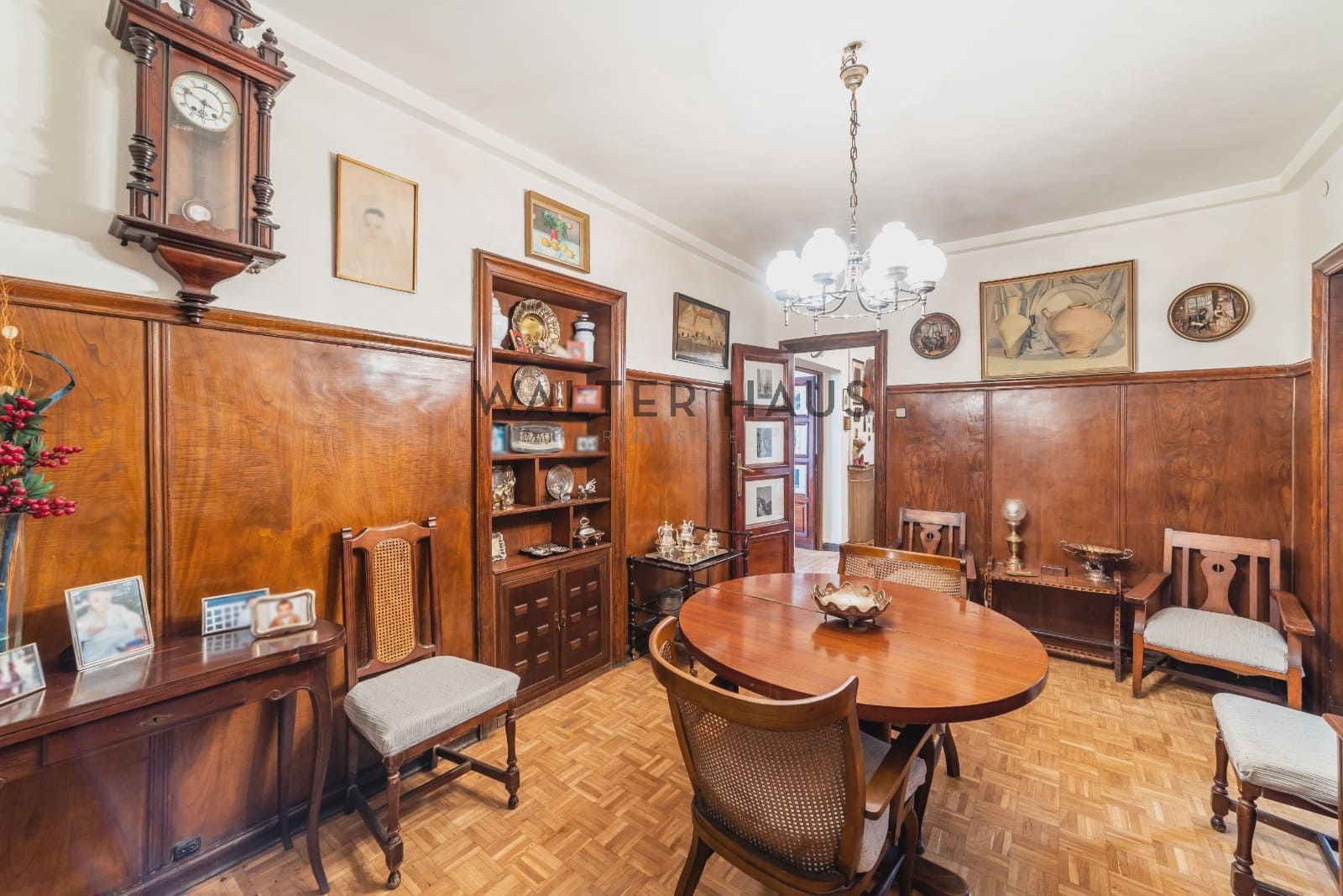 3 bedroom Flat for sale in Madrid city - € 2,300,000 (Ref: 10127318)
