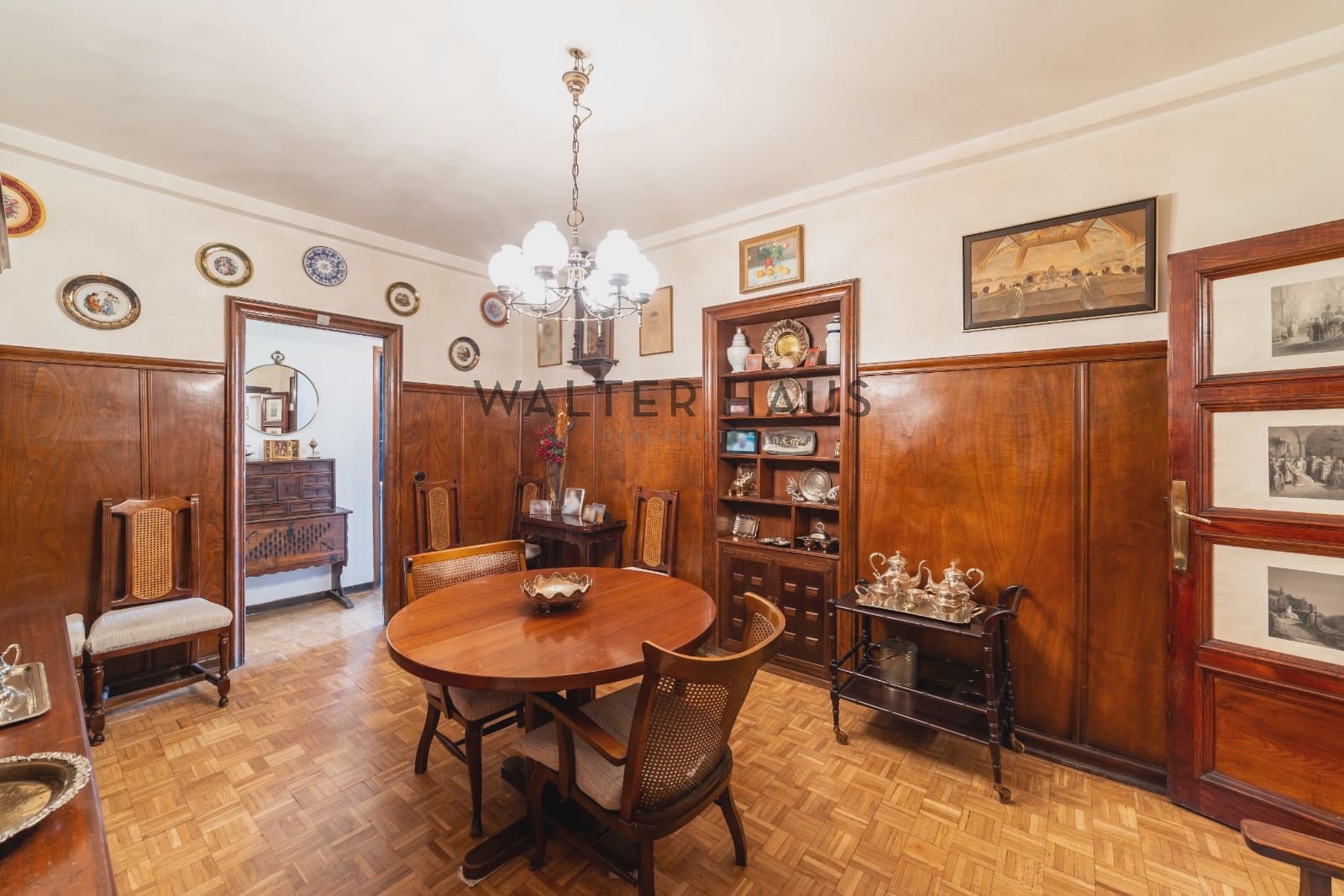3 bedroom Flat for sale in Madrid city - € 2,300,000 (Ref: 10127318)