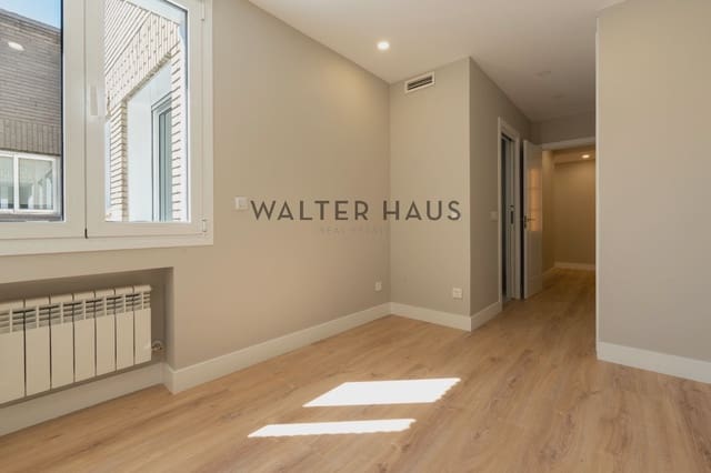 3 slaapkamer Flat te koop in Vallehermoso, Madrid stad met garage - € 1.360.000 (Ref: 10130458)