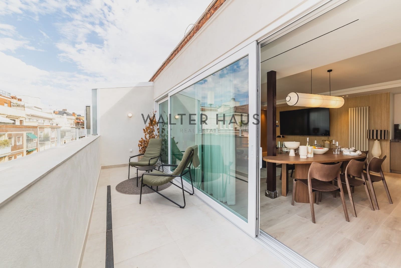 2 bedroom Penthouse for sale in Madrid city with garage - € 2,250,000 (Ref: 10130459)