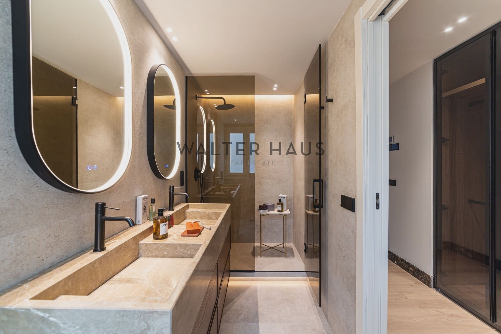 2 bedroom Penthouse for sale in Madrid city with garage - € 2,250,000 (Ref: 10130459)