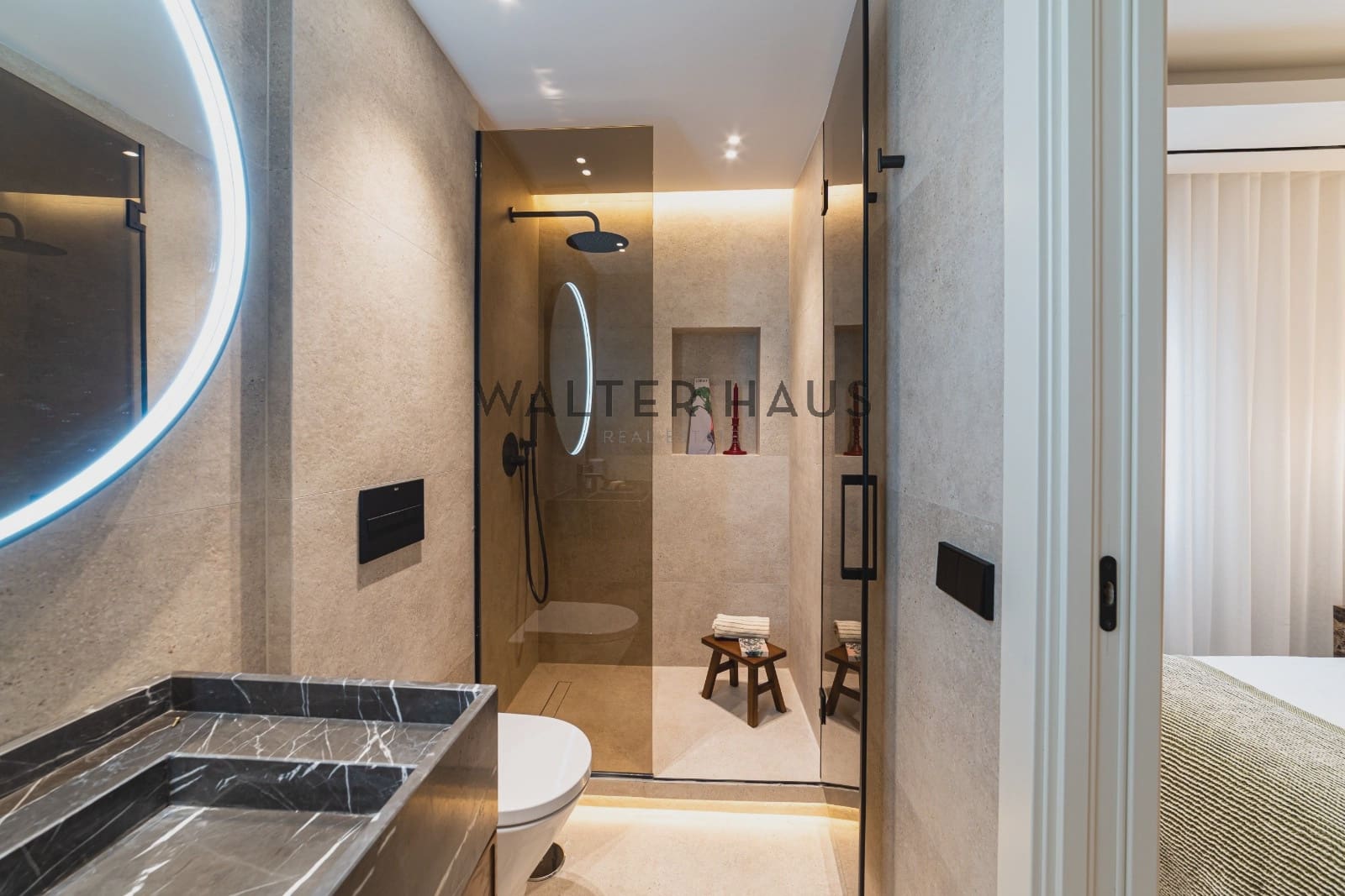 2 bedroom Penthouse for sale in Madrid city with garage - € 2,250,000 (Ref: 10130459)