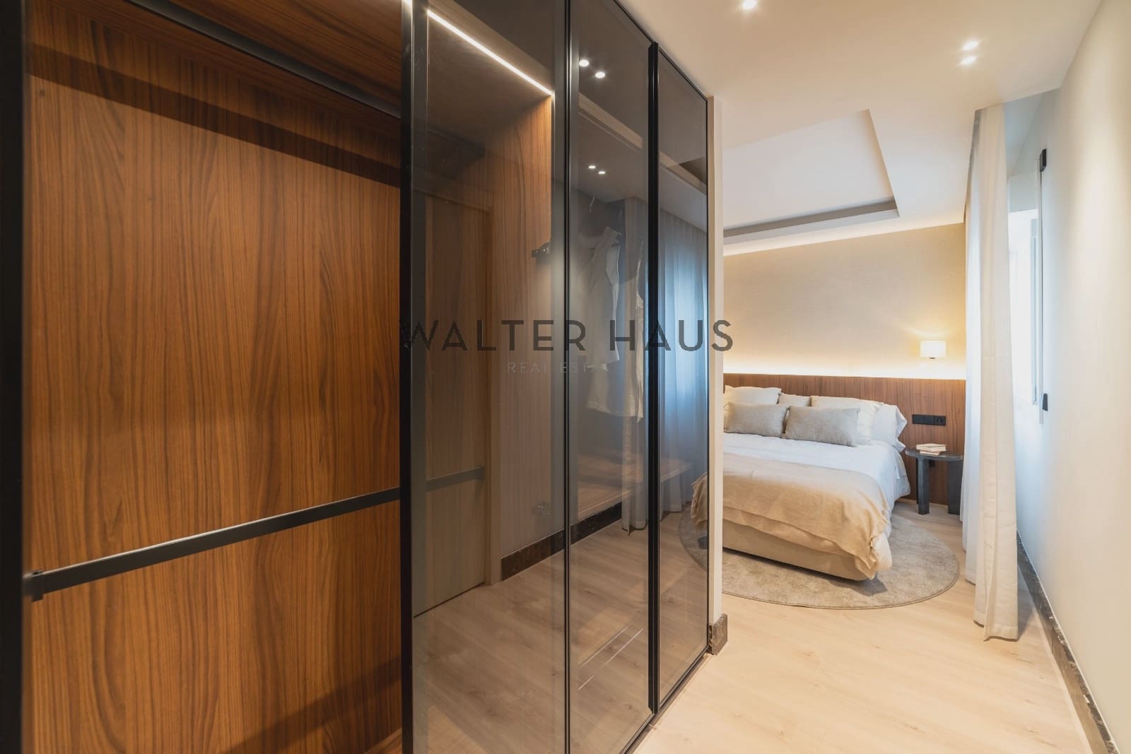 2 bedroom Penthouse for sale in Madrid city with garage - € 2,250,000 (Ref: 10130459)