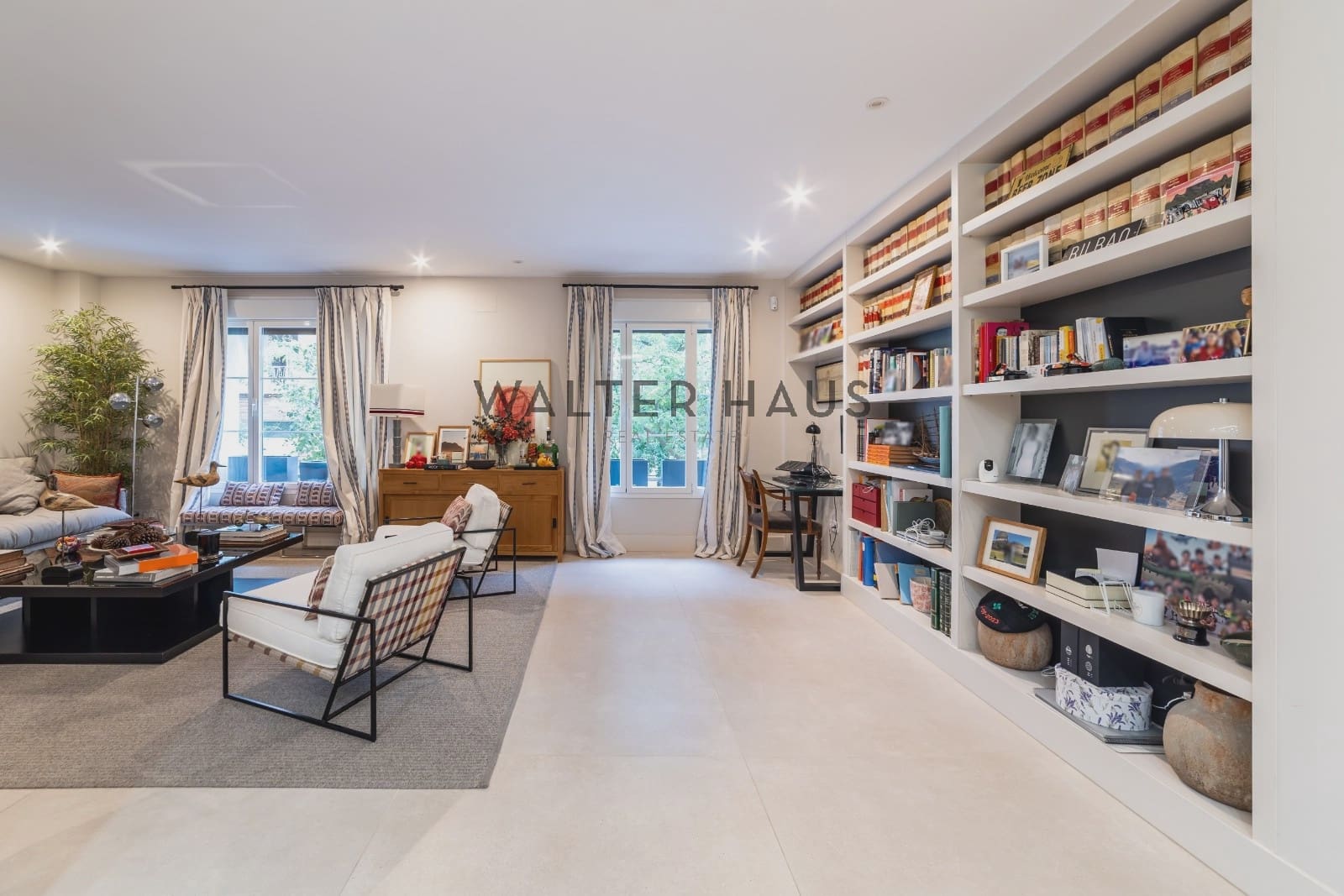 2 bedroom Flat for sale in Madrid city - € 1,450,000 (Ref: 10130460)