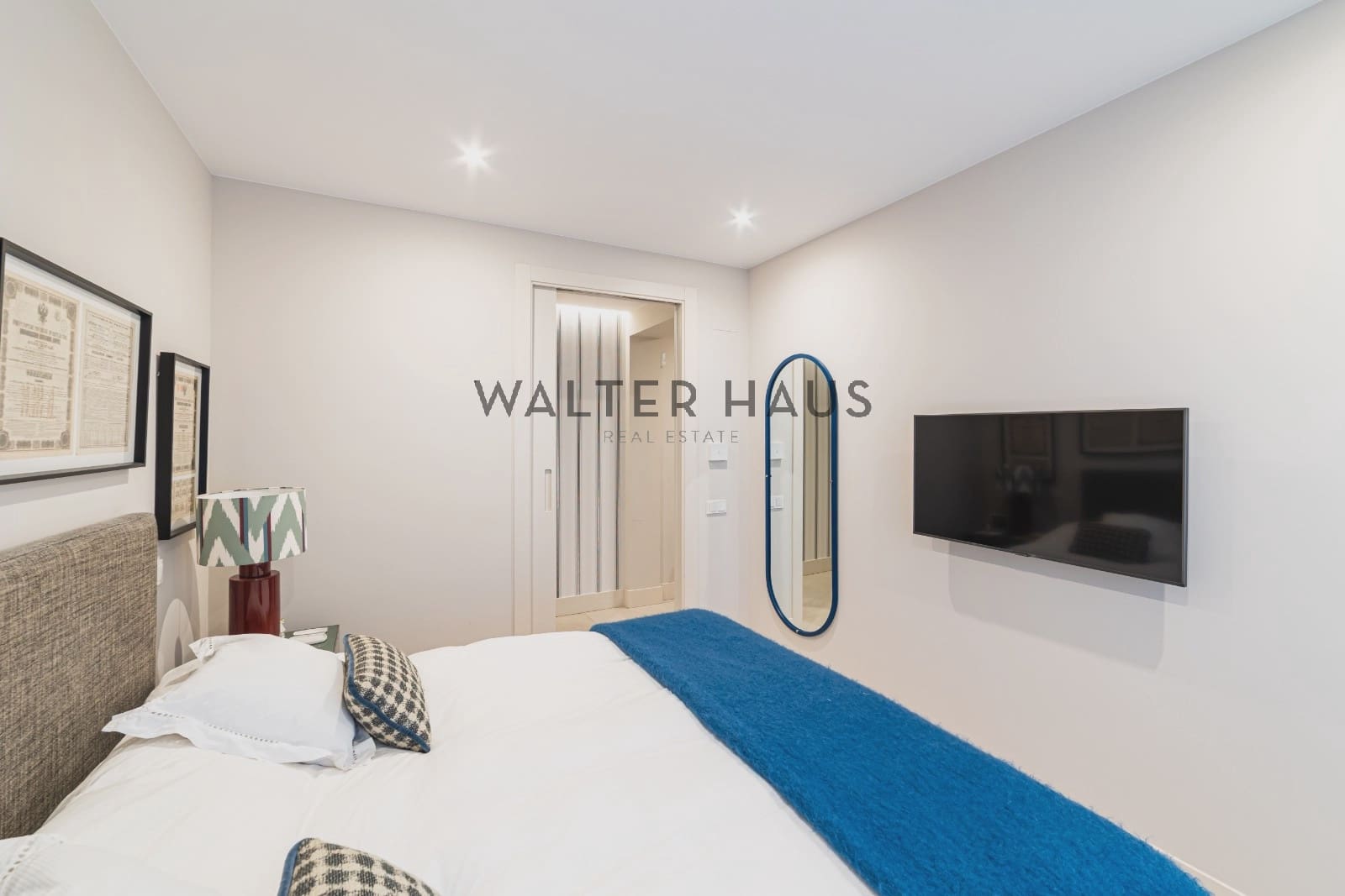2 bedroom Flat for sale in Madrid city - € 1,450,000 (Ref: 10130460)