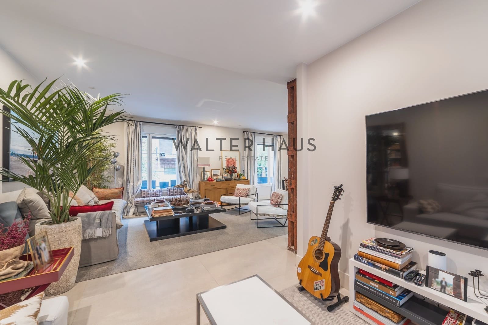 2 bedroom Flat for sale in Madrid city - € 1,450,000 (Ref: 10130460)