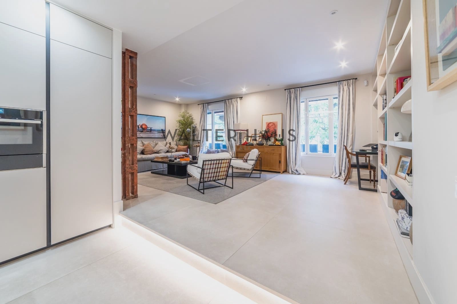 2 bedroom Flat for sale in Madrid city - € 1,450,000 (Ref: 10130460)