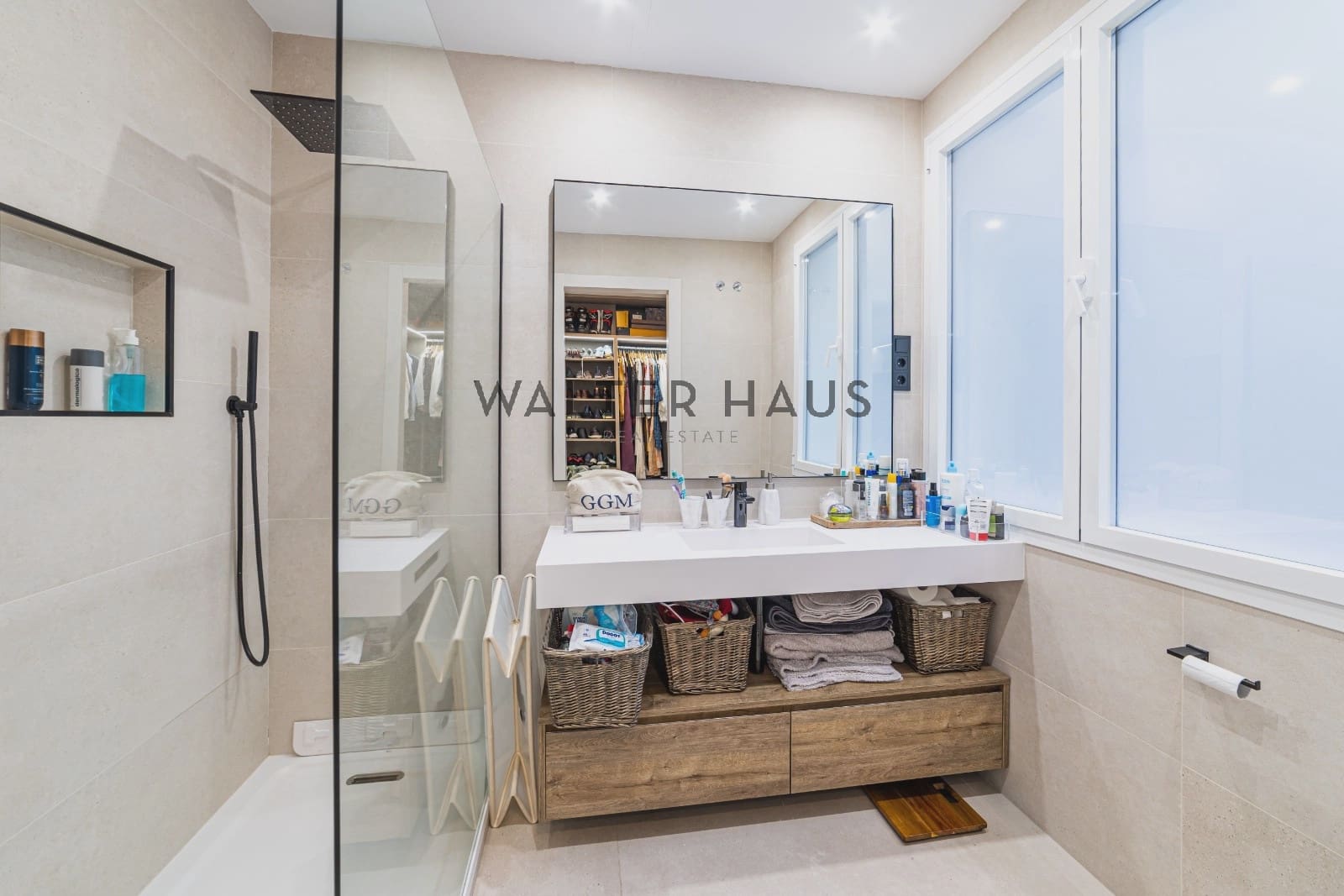 2 bedroom Flat for sale in Madrid city - € 1,450,000 (Ref: 10130460)