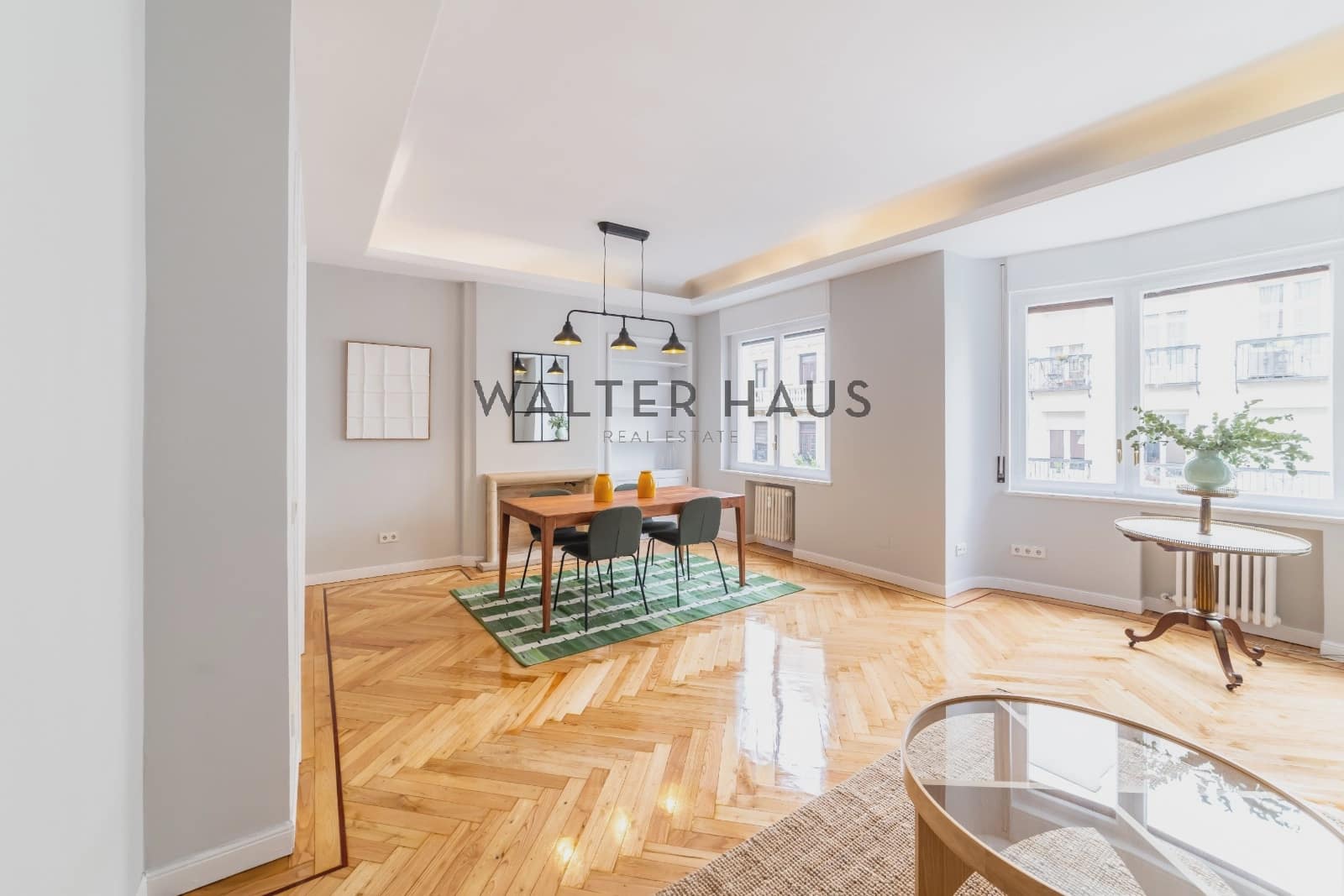 3 bedroom Flat for rent in Madrid city - € 4,200 (Ref: 10130972)