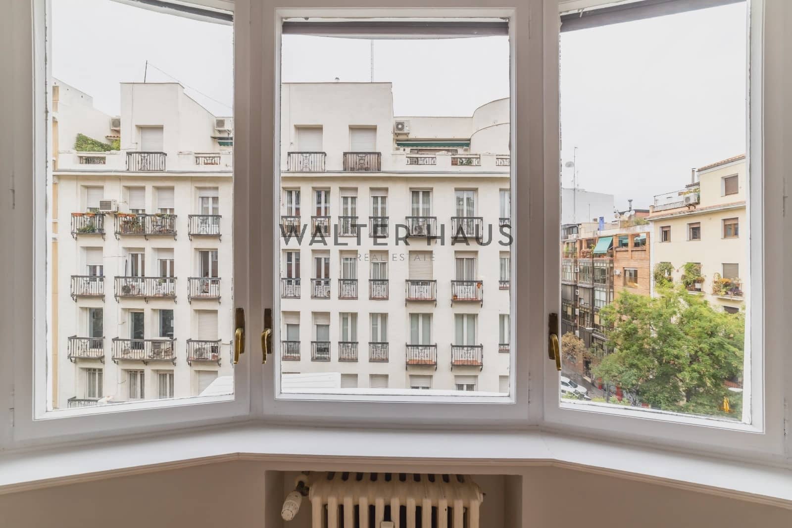3 bedroom Flat for rent in Madrid city - € 4,200 (Ref: 10130972)