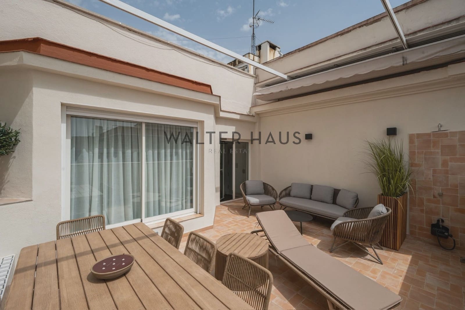 4 sovrum Takvåning att hyra i Madrid stad - 11 200 € (Ref: 10147948)