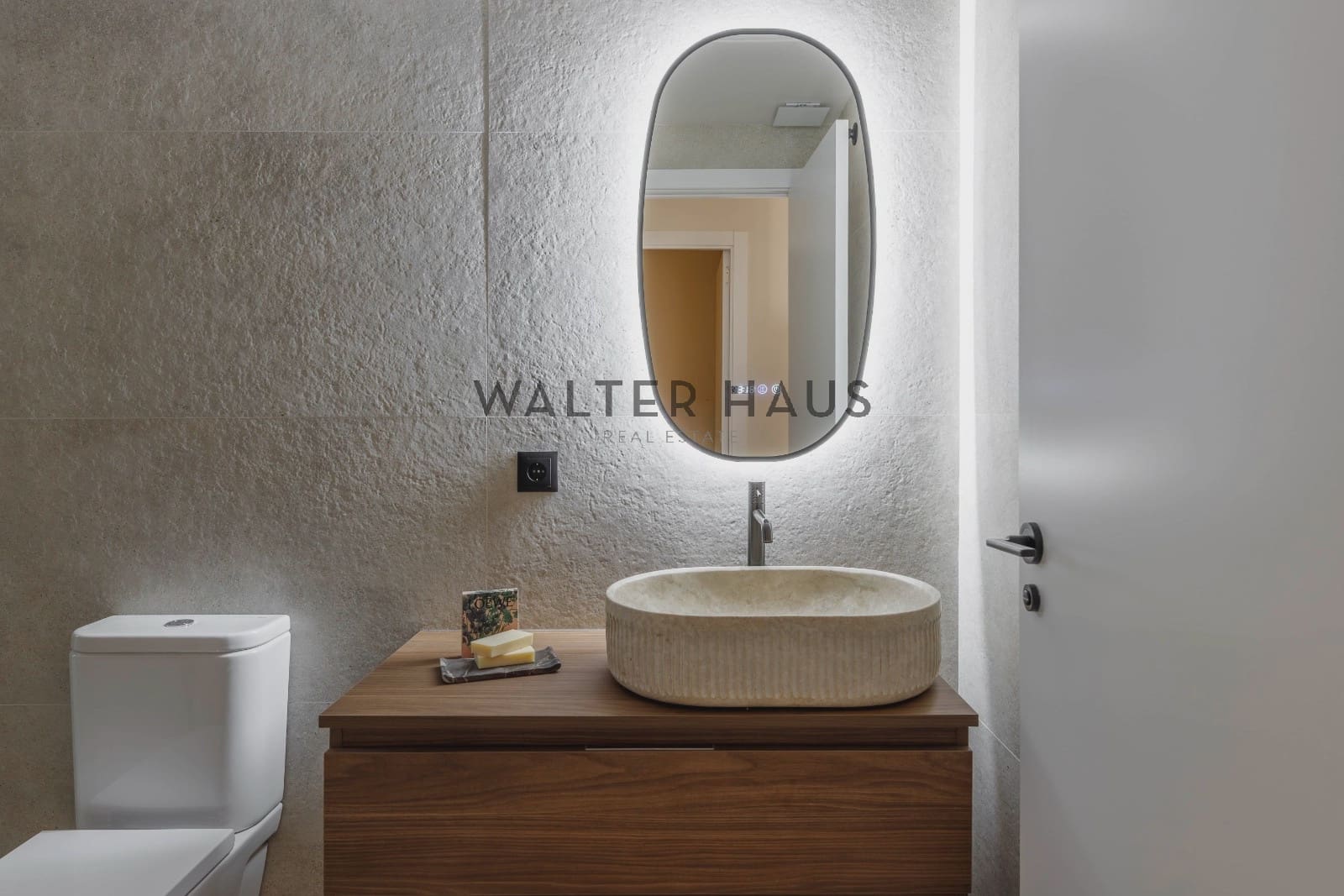 2 slaapkamer Flat te koop in Madrid stad - € 1.075.000 (Ref: 10155569)