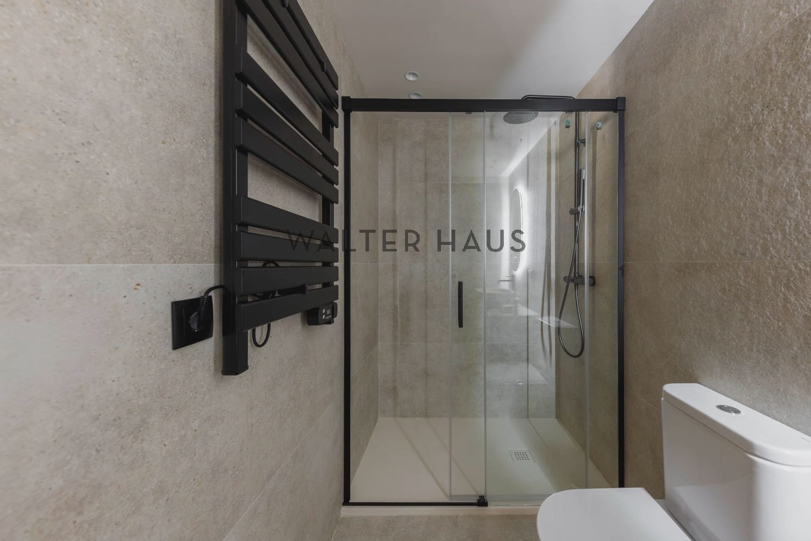 2 slaapkamer Flat te koop in Madrid stad - € 1.075.000 (Ref: 10155569)