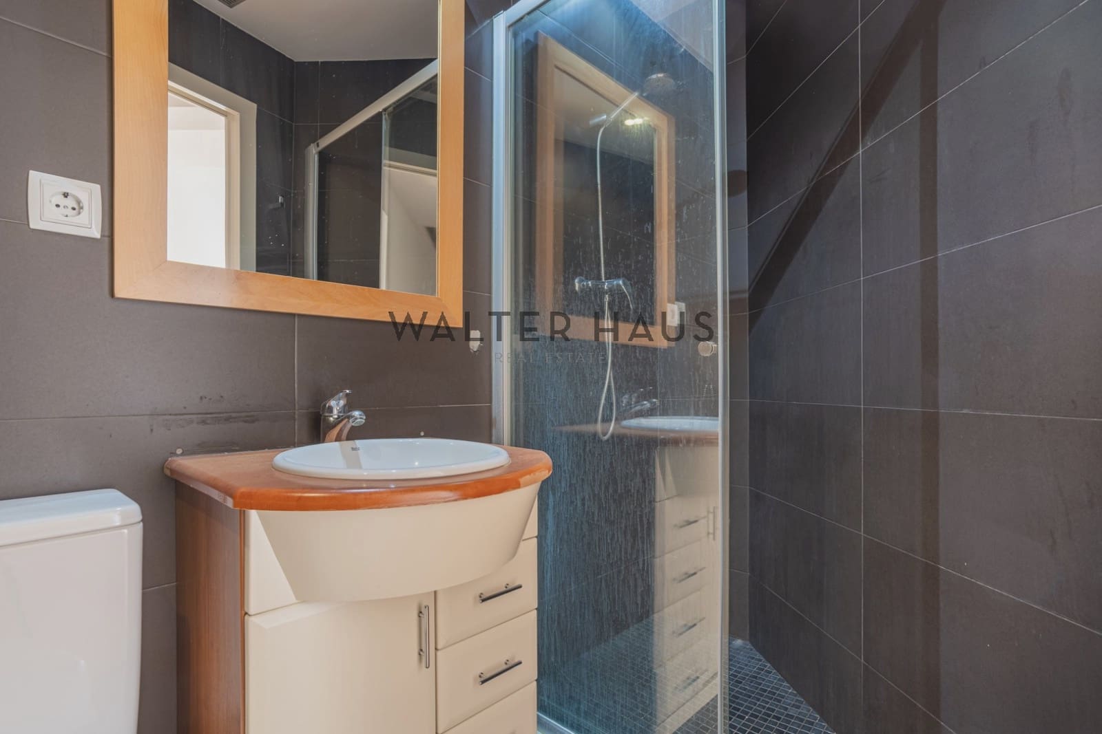 2 slaapkamer Flat te koop in Barcelona stad - € 595.000 (Ref: 10156952)