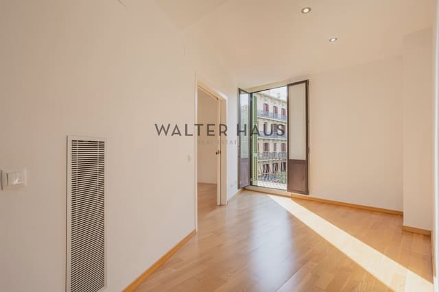 2 slaapkamer Flat te koop in L'Antiga Esquerra de L'Eixample, Barcelona stad - € 595.000 (Ref: 10156952)