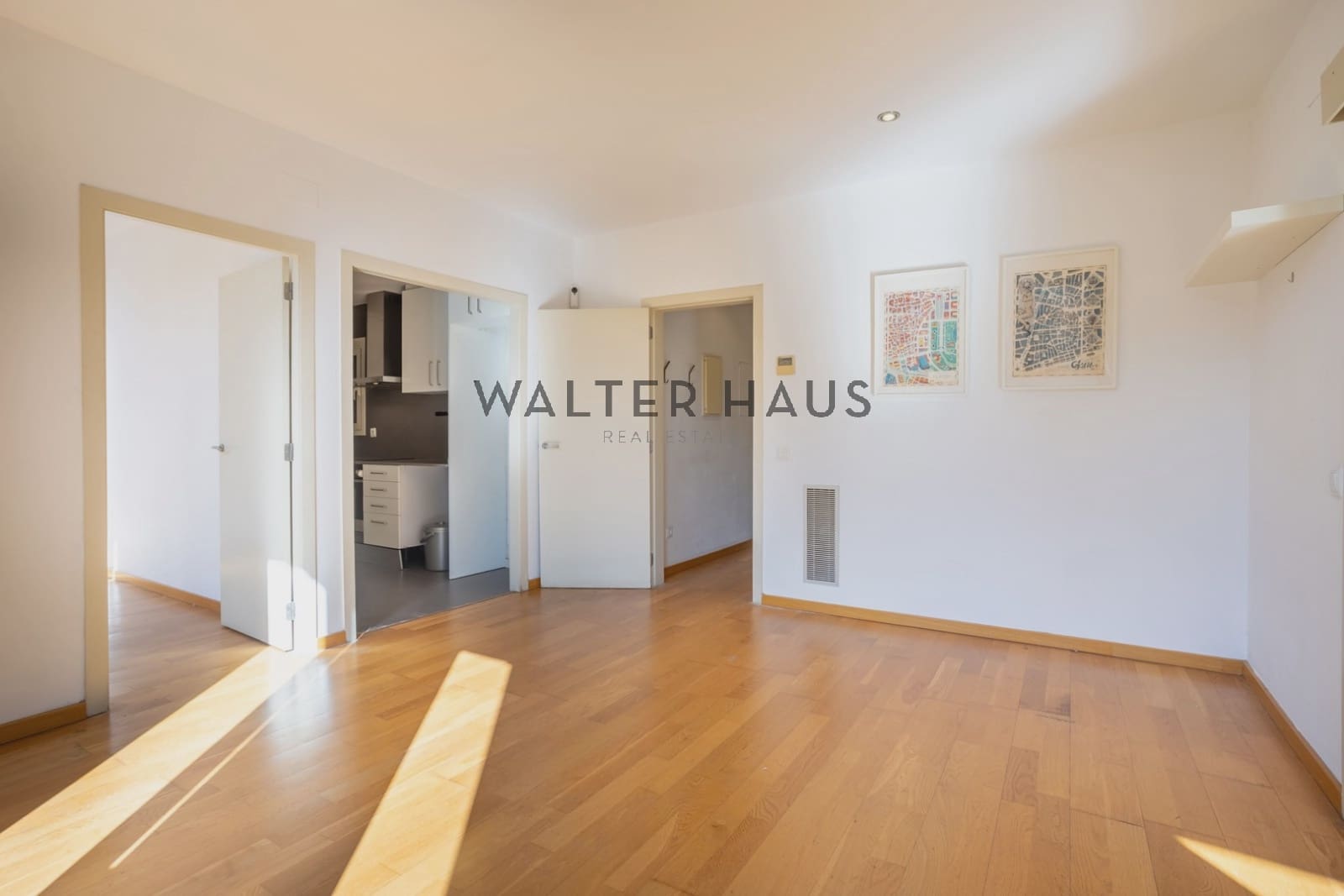 2 slaapkamer Flat te koop in Barcelona stad - € 695.000 (Ref: 10156953)