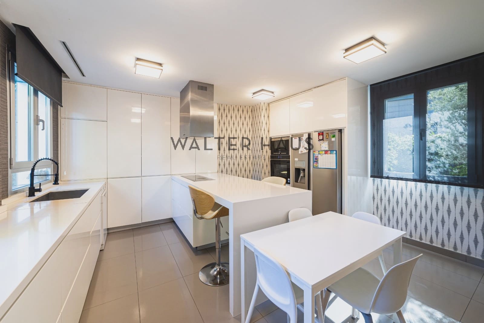 5 quarto Moradia para venda em Madrid cidade com piscina garagem - 2 490 000 € (Ref: 10163253)